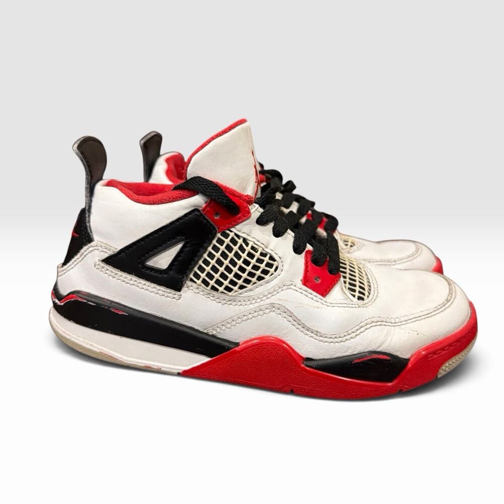Nike Air Jordan 4 IV Size 1Y Retro Fire Red White BQ7669-160 Boys Youth Shoes
